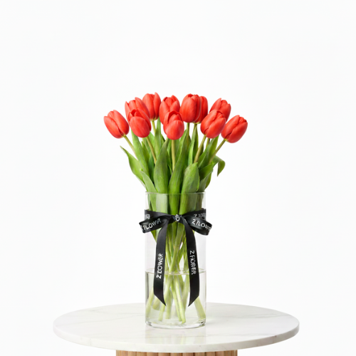 The Tulip in Vase